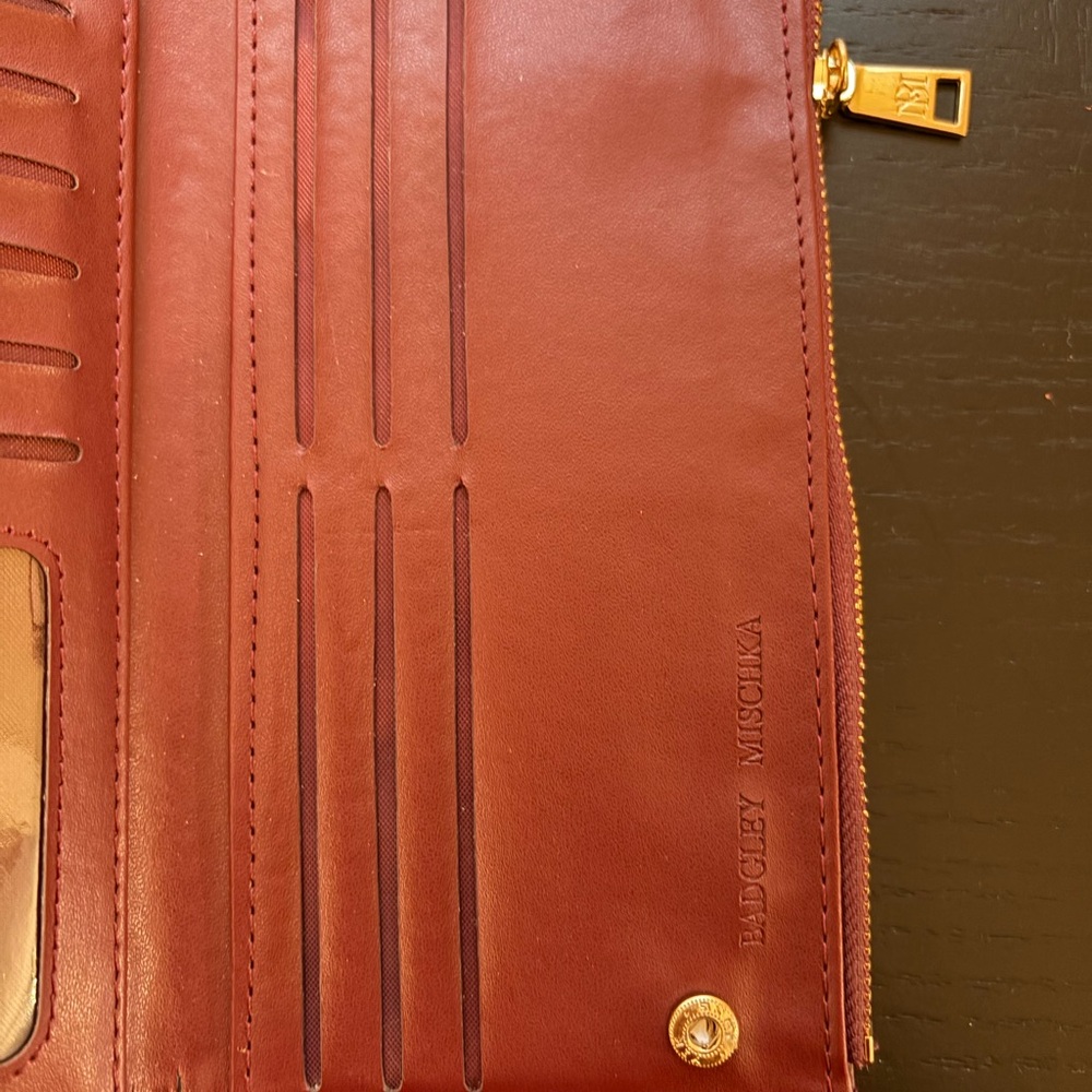 Badgley Mishka Continental Wallet - Picture 3 of 4